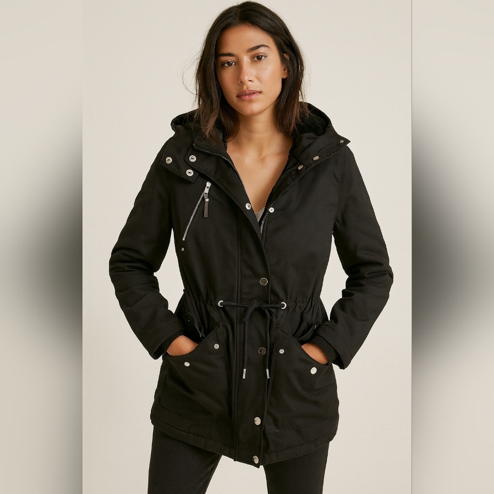 Pull&Bear Women's Black Utility Parka – Size Small, Hooded with Drawstring Waist